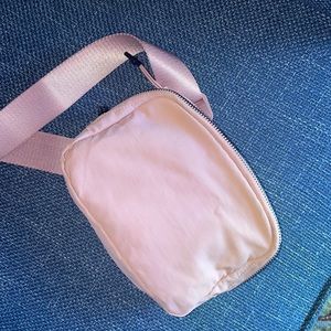 Lululemon belt bag dupe
